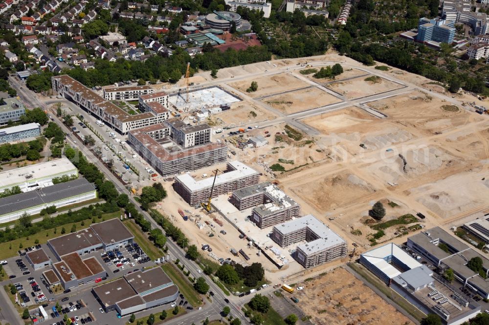 Mainz from the bird's eye view: Construction site to build a new multi-family residential complex Heiligkreuz-Viertel in Mainz in the state Rhineland-Palatinate, Germany