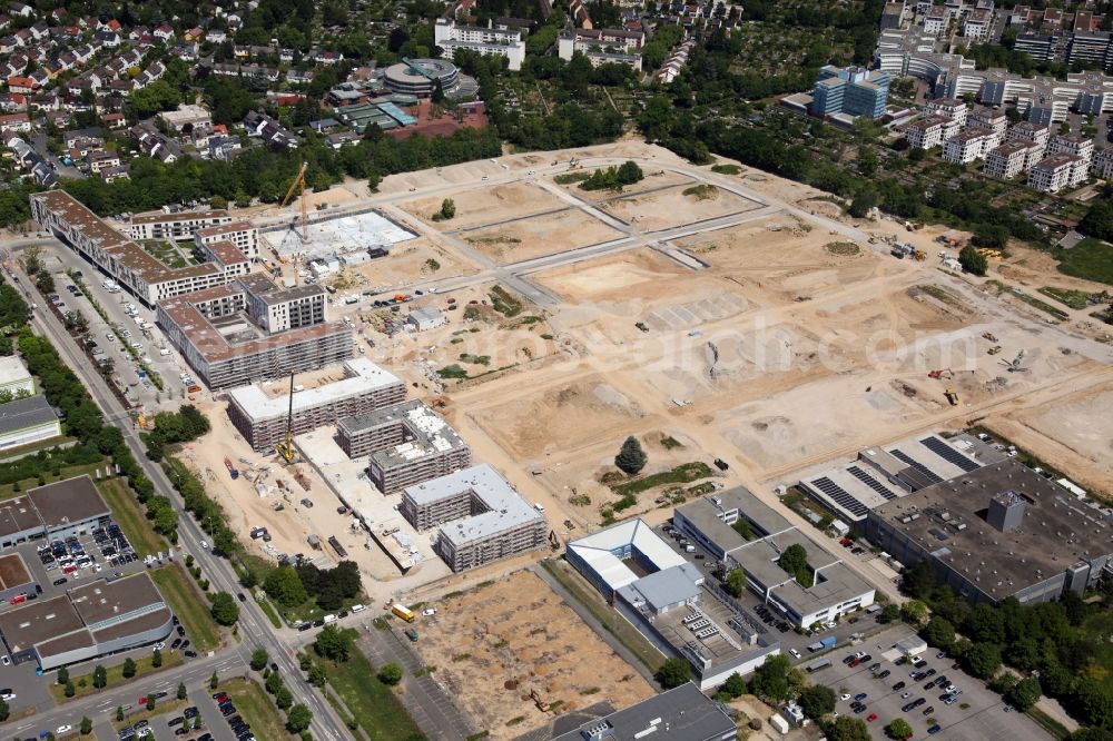 Aerial photograph Mainz - Construction site to build a new multi-family residential complex Heiligkreuz-Viertel in Mainz in the state Rhineland-Palatinate, Germany