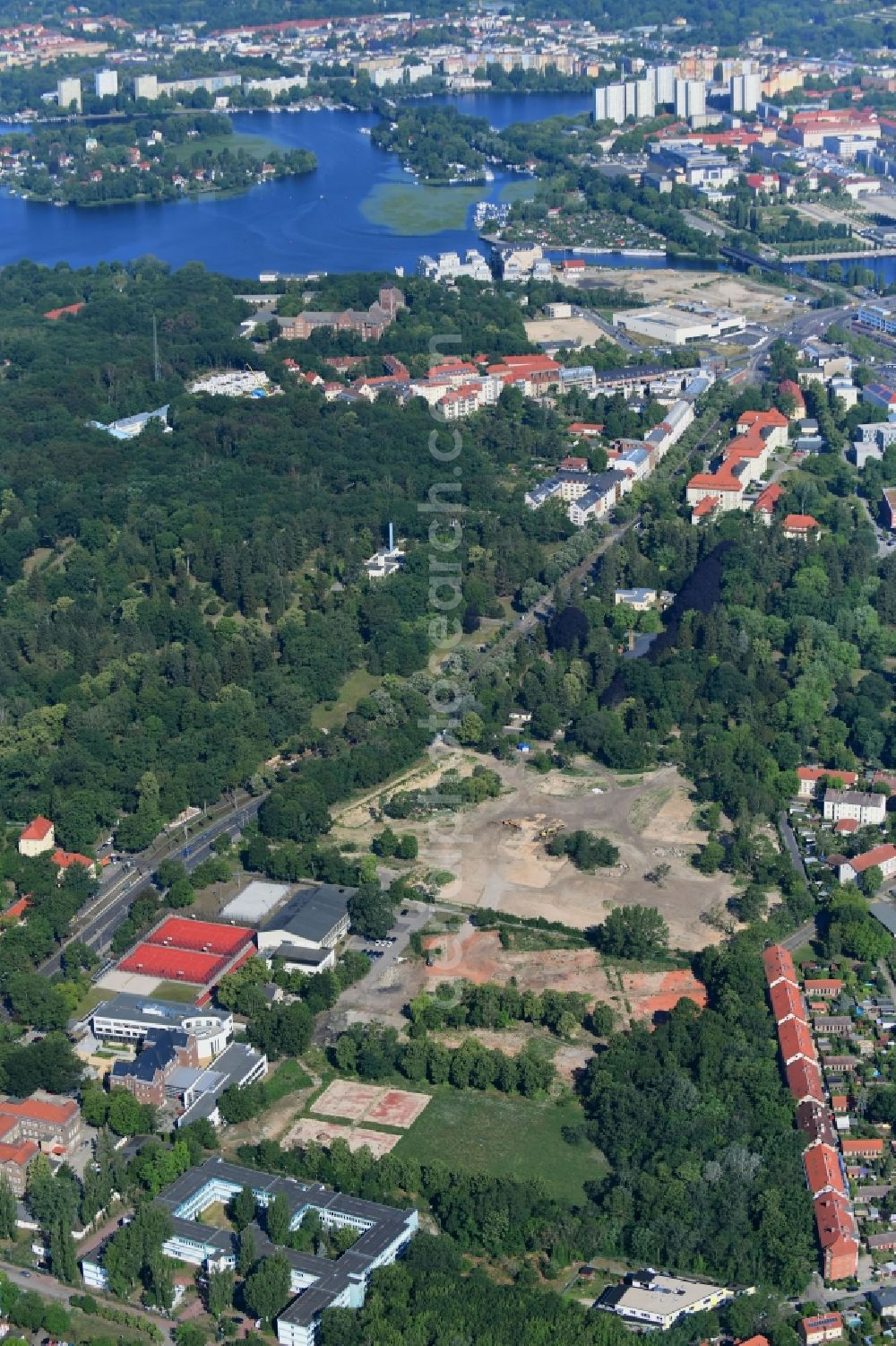 Aerial image Potsdam - Construction site to build a new multi-family residential complex Heinrich-Mann-Allee/Kolonie Daheim in the district Teltower Vorstadt in Potsdam in the state Brandenburg, Germany