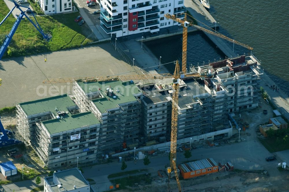 Rostock from above - Construction site to build a new multi-family residential complex Hellingstrasse in Rostock in the state Mecklenburg - Western Pomerania, Germany