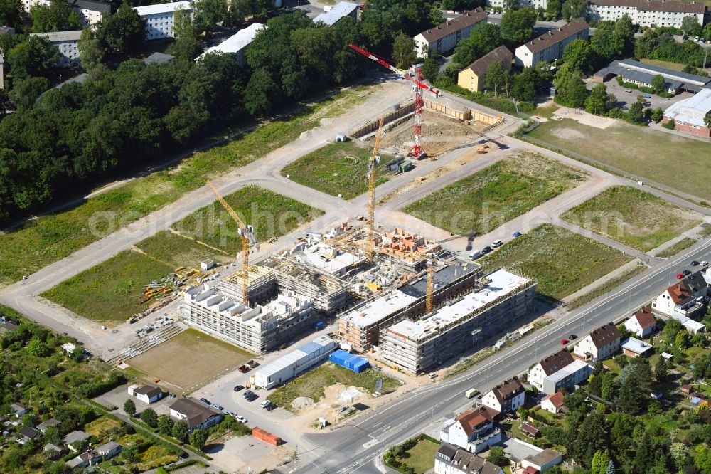 Wolfsburg from the bird's eye view: Construction site to build a new multi-family residential complex Hellwinkel-Terrassen on Reislinger Strasse in Wolfsburg in the state Lower Saxony, Germany