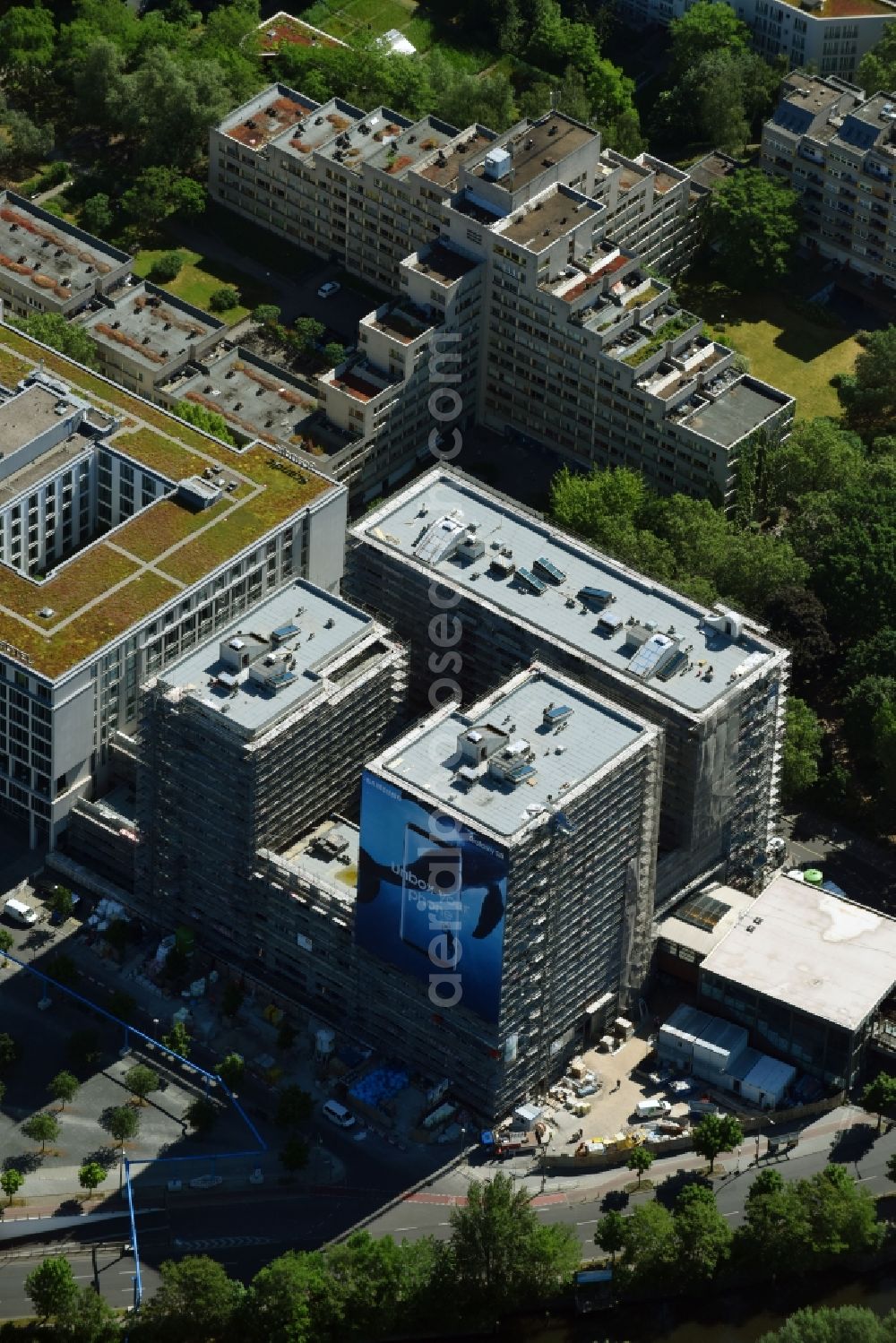 Berlin from above - Construction site to build a new multi-family residential complex HIGH PARK der Zabel Property AG and gsp Staedtebau GmbH in Berlin