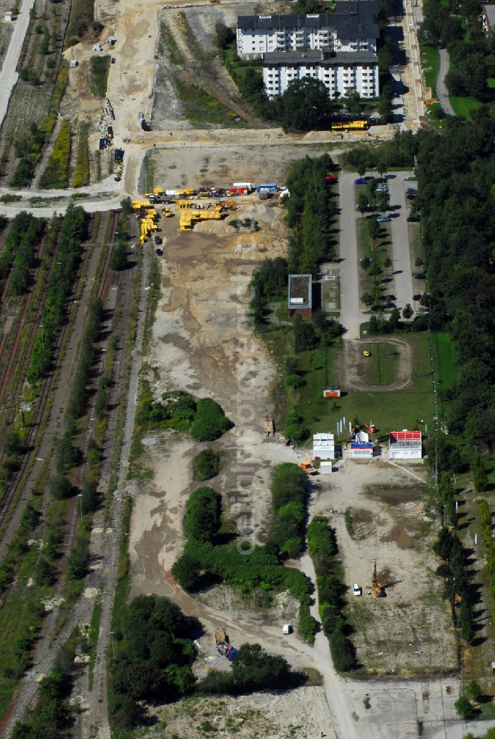 Aerial image München - Construction site to build a new multi-family residential complex Am Hirschgarten in the district Neuhausen-Nymphenburg in Munich in the state Bavaria, Germany