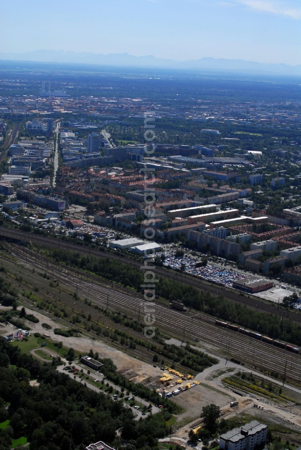 München from the bird's eye view: Construction site to build a new multi-family residential complex Am Hirschgarten in the district Neuhausen-Nymphenburg in Munich in the state Bavaria, Germany