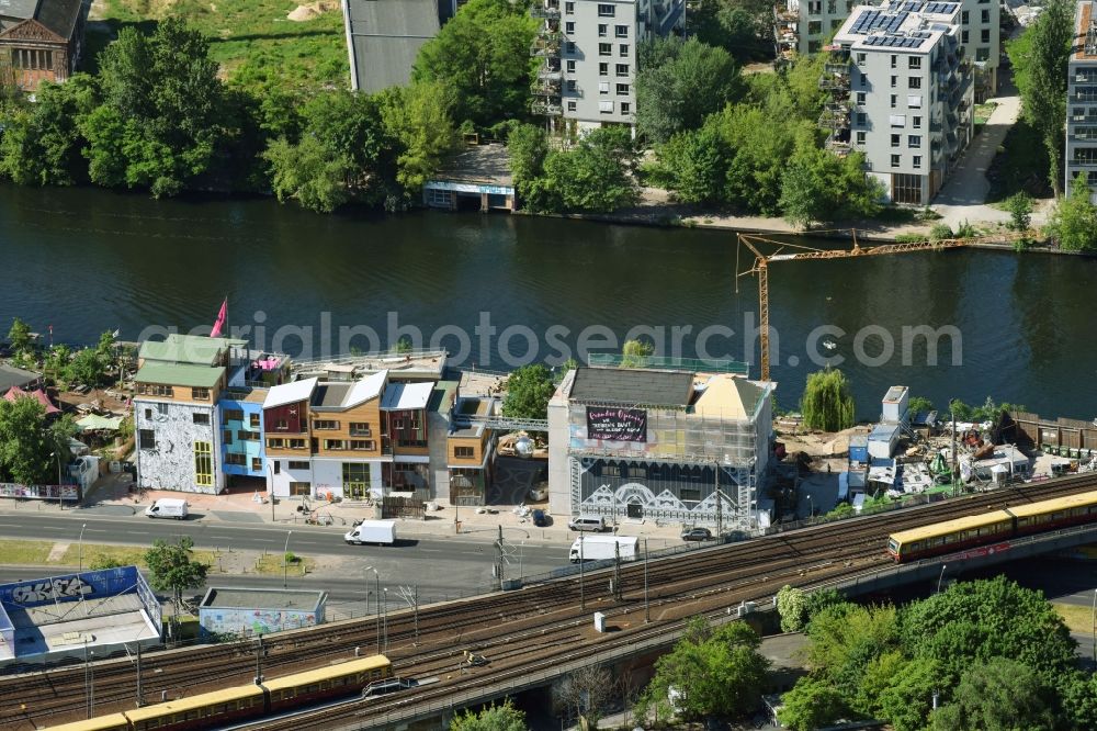 Aerial photograph Berlin - Construction site to build a new multi-family residential complex on Holzmarktstrasse in Berlin, Germany