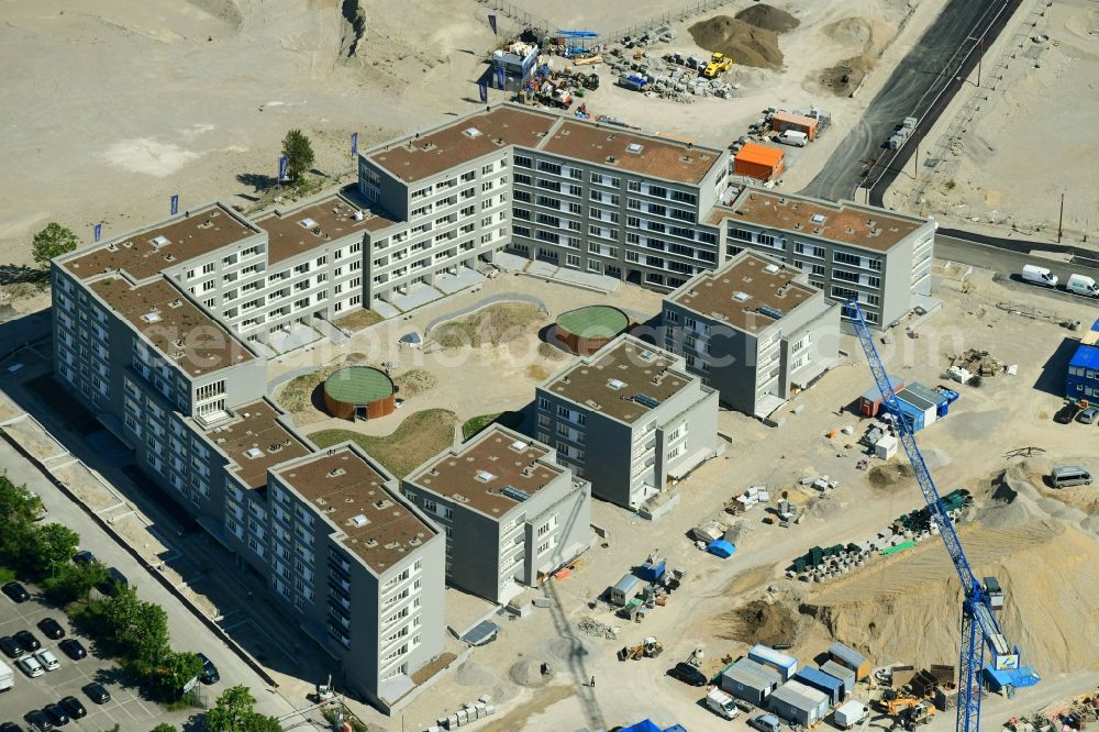 München from above - Construction site to build a new multi-family residential complex At home on Berduxstrasse in the district Pasing-Obermenzing in Munich in the state Bavaria, Germany