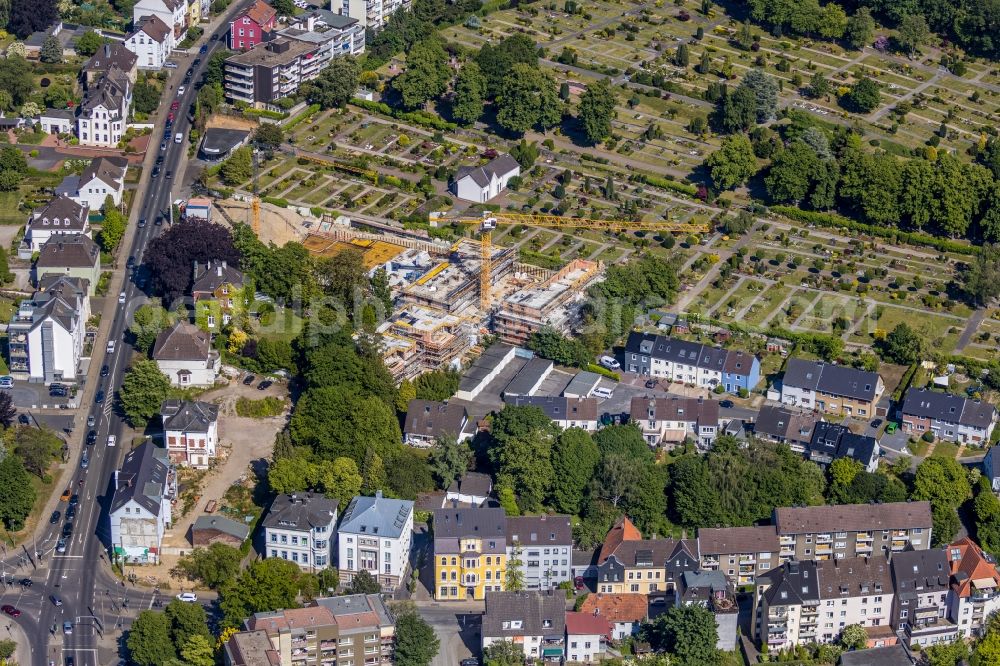 Hattingen from above - Construction site to build a new multi-family residential complex Hoerstken's Gaerten on Bredenscheider Strasse in Hattingen in the state North Rhine-Westphalia, Germany