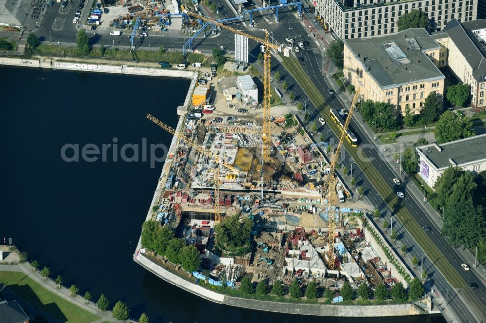 Berlin from above - Construction site to build a new multi-family residential complex on Invalidenstrasse on Humboldthafen in the district Moabit in Berlin, Germany