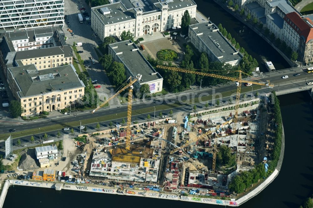 Aerial image Berlin - Construction site to build a new multi-family residential complex on Invalidenstrasse on Humboldthafen in the district Moabit in Berlin, Germany