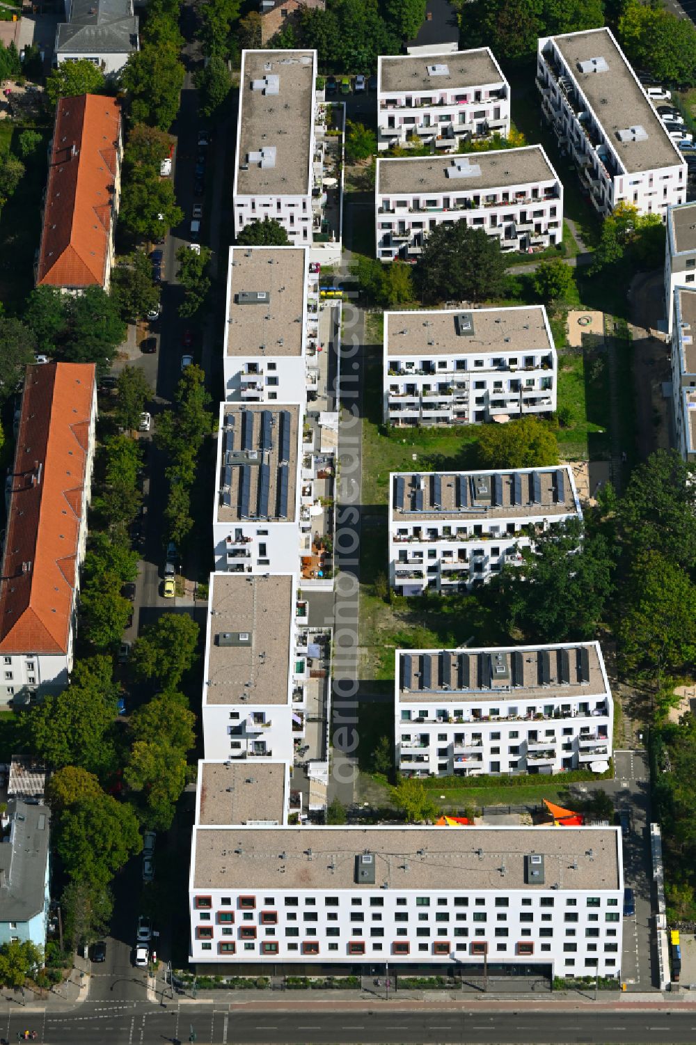 Berlin from the bird's eye view: Construction site to build a new multi-family residential complex Joachimstrasse corner Lindenstrasse in the district Koepenick in Berlin