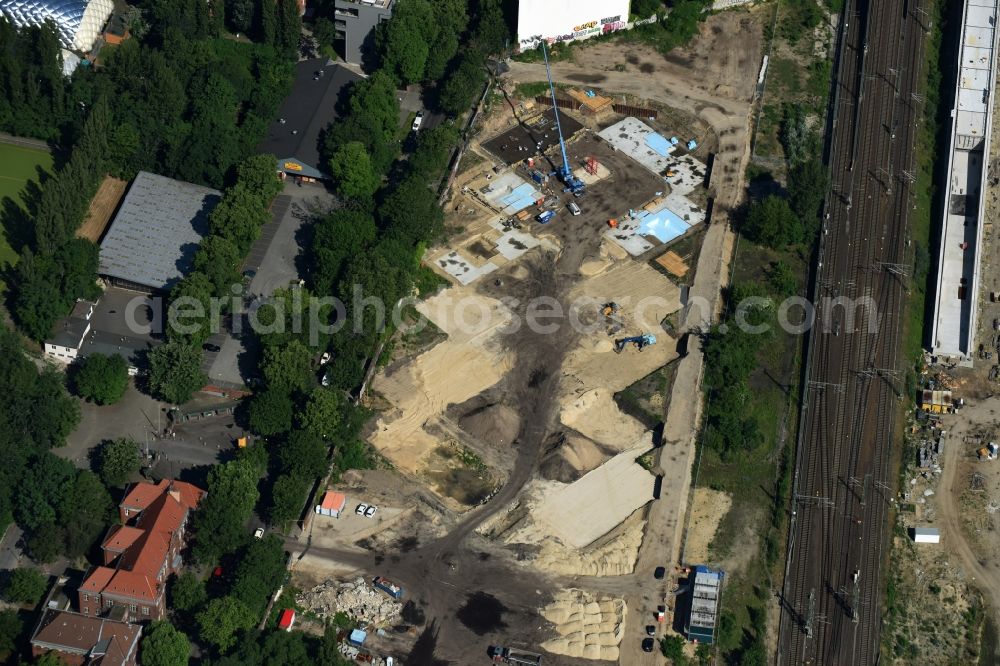 Aerial image Berlin - Construction site to build a new multi-family residential complex Kruppstrasse - Lehrter Strasse in Berlin