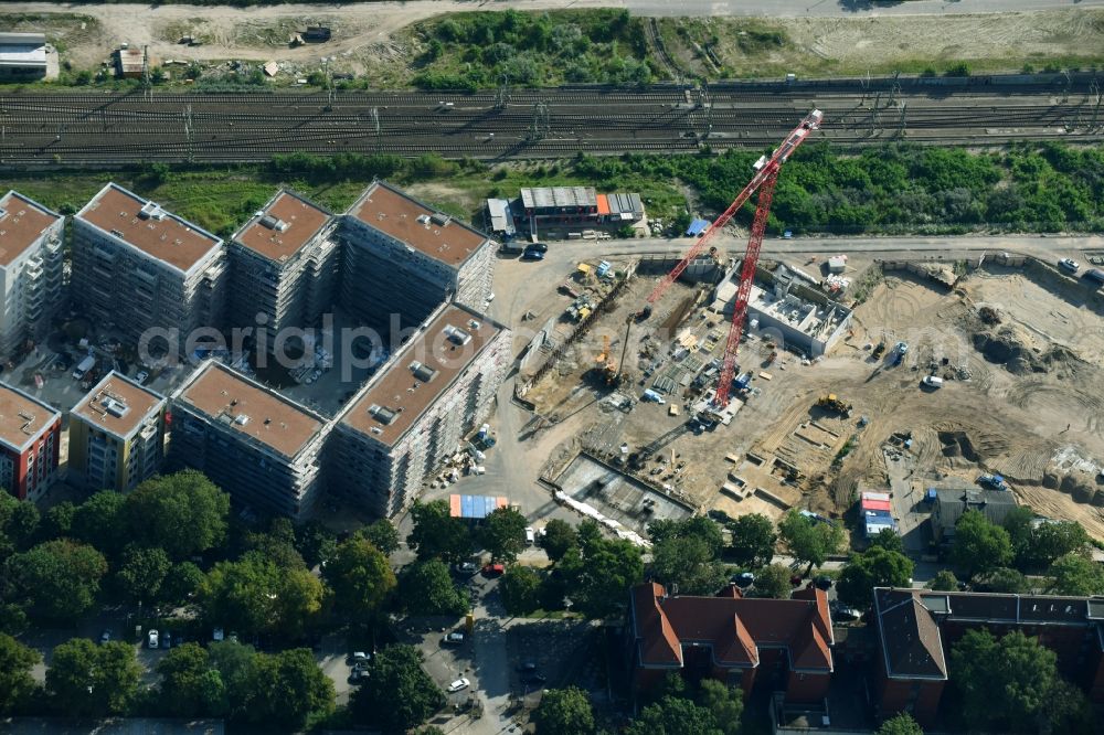 Aerial photograph Berlin - Construction site to build a new multi-family residential complex Kruppstrasse - Lehrter Strasse in Berlin