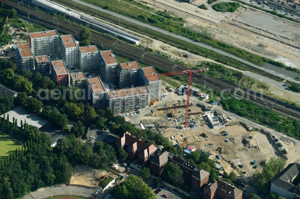 Aerial photograph Berlin - Construction site to build a new multi-family residential complex Kruppstrasse - Lehrter Strasse in Berlin