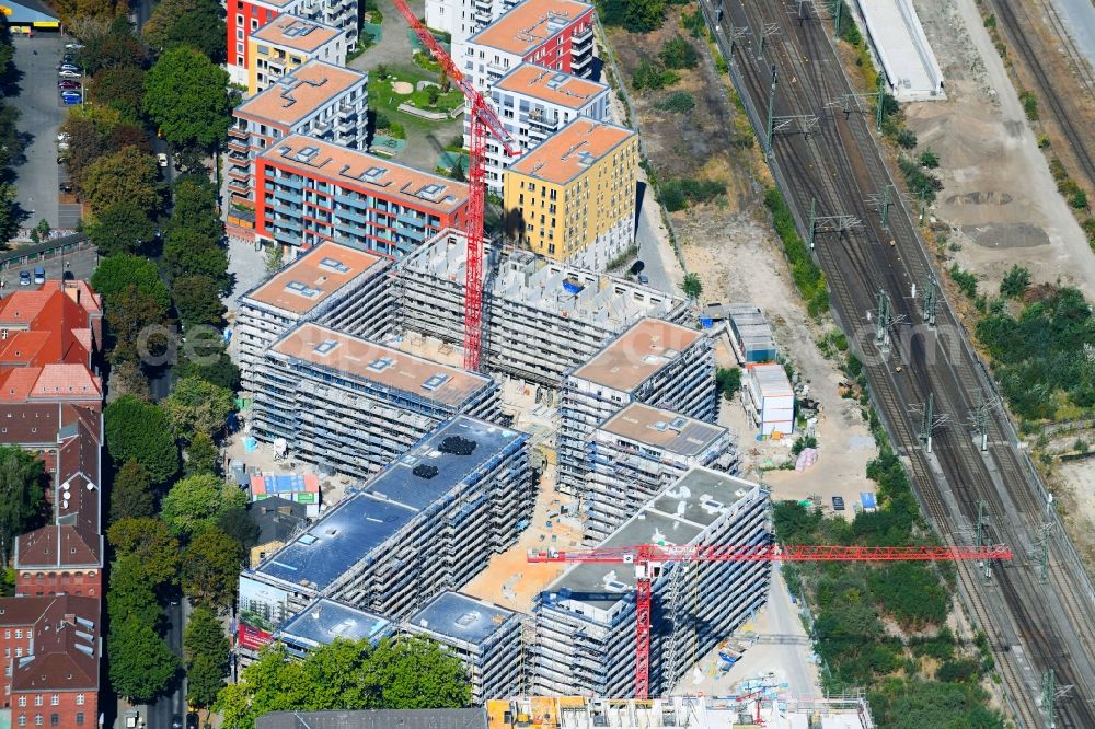 Aerial photograph Berlin - Construction site to build a new multi-family residential complex Kruppstrasse - Lehrter Strasse in Berlin