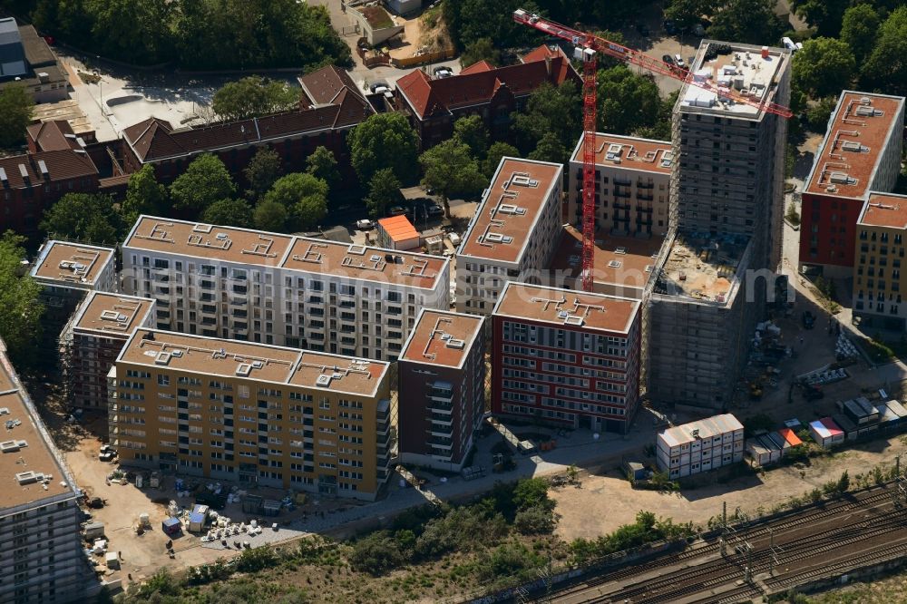 Aerial photograph Berlin - Construction site to build a new multi-family residential complex Kruppstrasse - Lehrter Strasse in Berlin