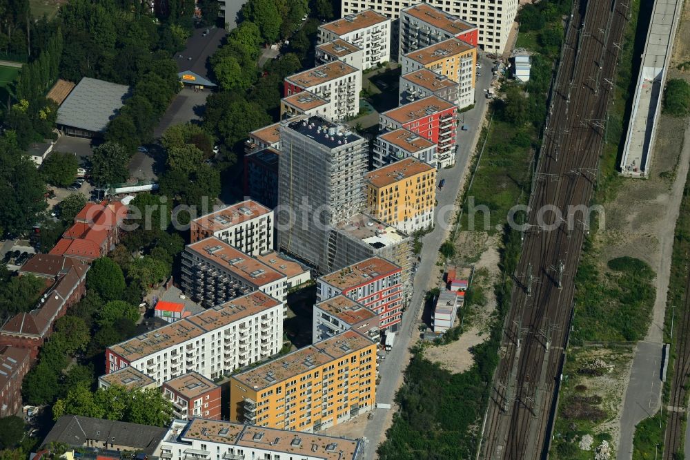 Aerial image Berlin - Construction site to build a new multi-family residential complex Kruppstrasse - Lehrter Strasse destrict Moabit in Berlin