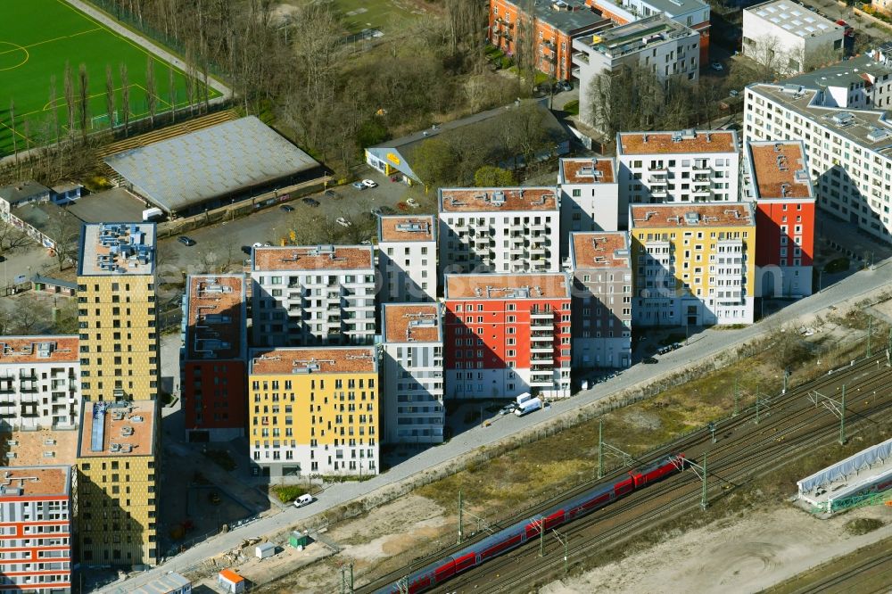 Aerial photograph Berlin - Construction site to build a new multi-family residential complex Kruppstrasse - Lehrter Strasse destrict Moabit in Berlin