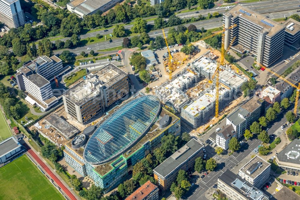 Aerial image Düsseldorf - Construction site to build a new multi-family residential complex a??LaViea?? on Schwannstrasse in Duesseldorf in the state North Rhine-Westphalia, Germany