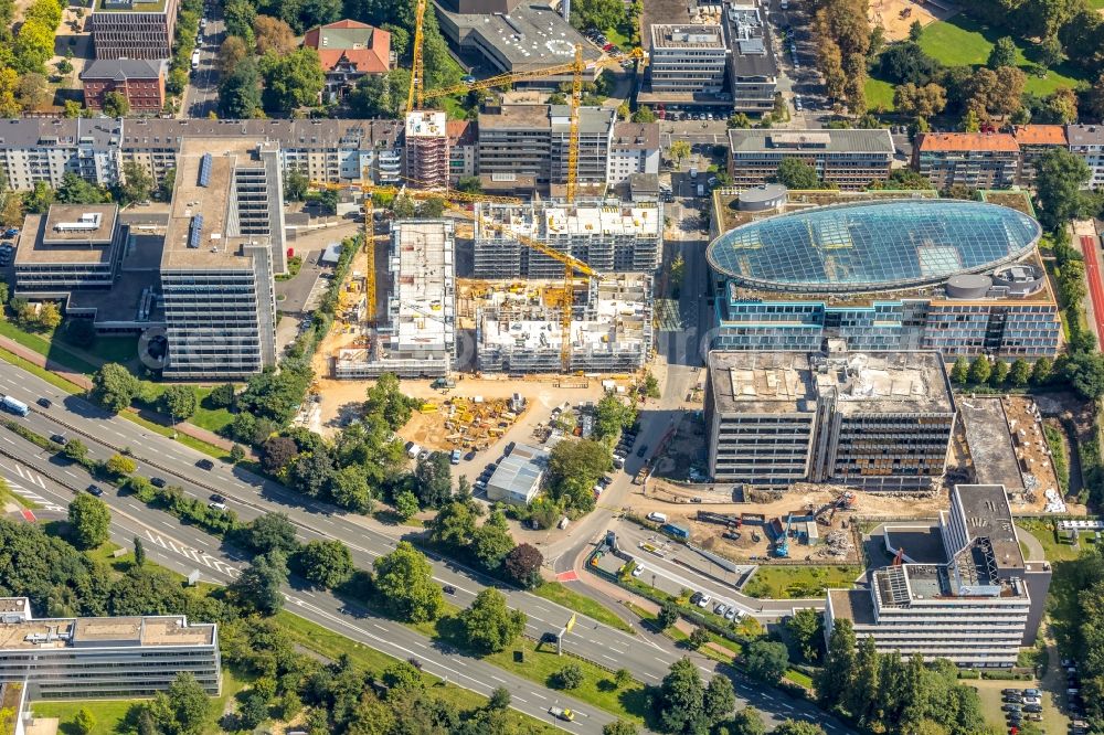 Düsseldorf from the bird's eye view: Construction site to build a new multi-family residential complex a??LaViea?? on Schwannstrasse in Duesseldorf in the state North Rhine-Westphalia, Germany