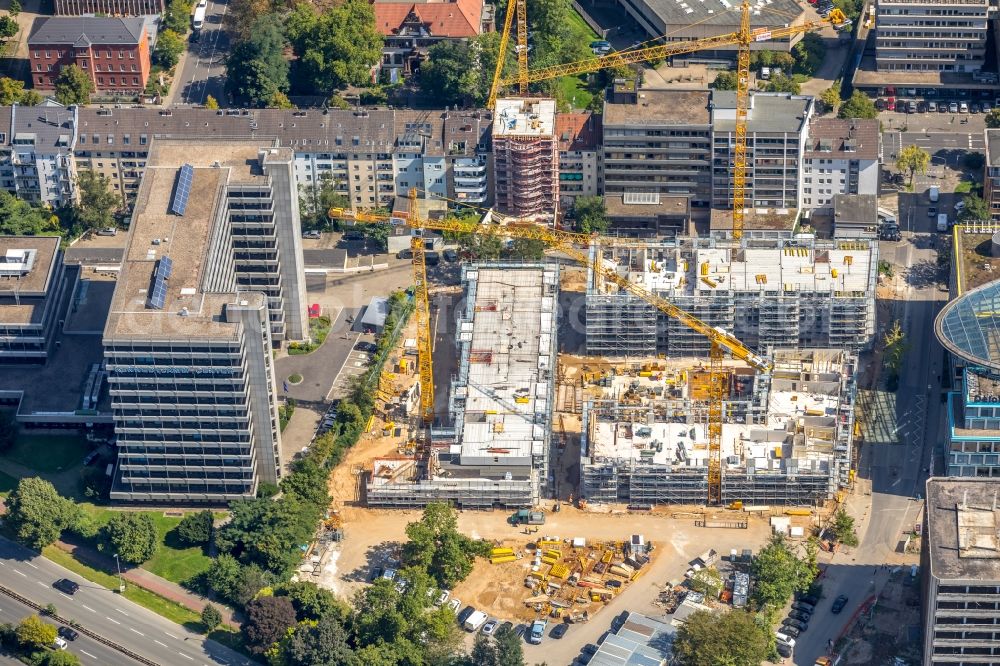 Aerial image Düsseldorf - Construction site to build a new multi-family residential complex a??LaViea?? on Schwannstrasse in Duesseldorf in the state North Rhine-Westphalia, Germany