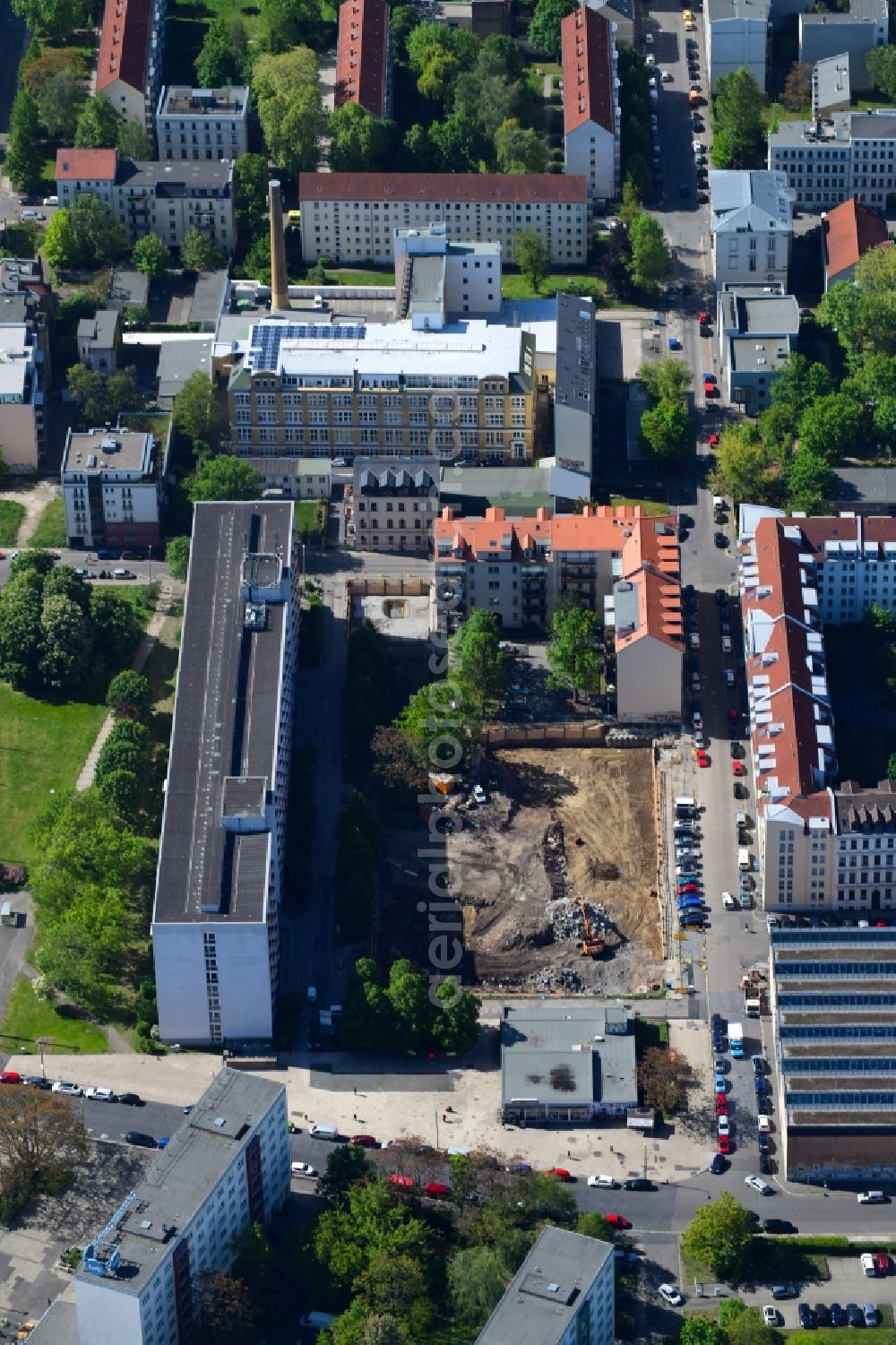 Leipzig from the bird's eye view: Construction site for the construction of a multi-family residential complex of Leipziger Wohnungs- und Baugesellschaft mbH in Leipzig in the federal state of Saxony, Germany