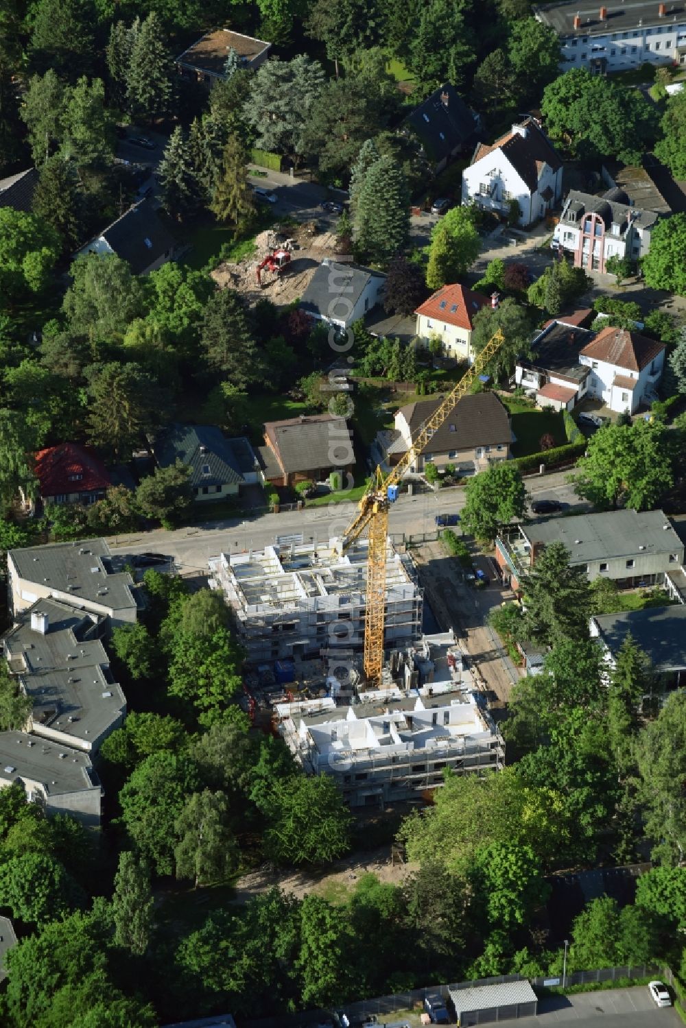 Aerial image Berlin - Construction site to build a new multi-family residential complex Livius Living on Liviusstrasse in the district Mariendorf in Berlin, Germany