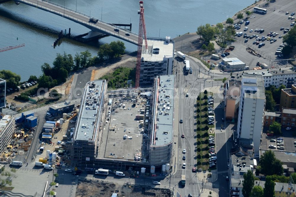 Aerial image Offenbach am Main - Construction site to build a new multi-family residential complex Mainstrasse on Main- River in Offenbach am Main in the state Hesse