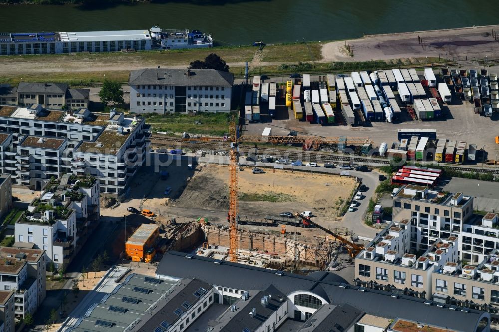 Aerial photograph Regensburg - Construction site to build a new multi-family residential complex MARINA BRICKS Am alten Schlachthof in Regensburg in the state Bavaria, Germany