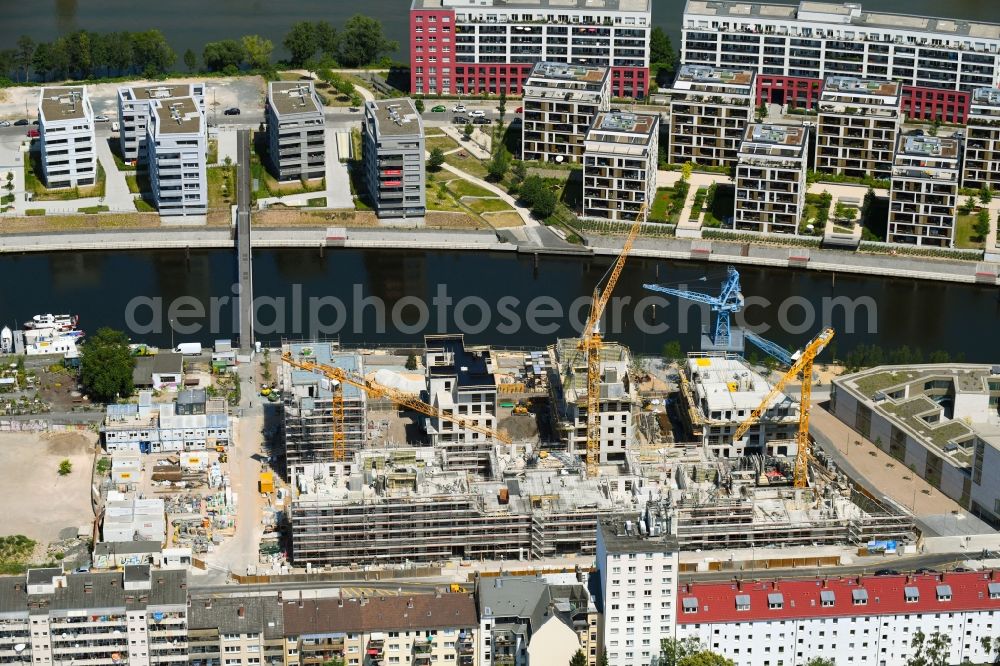 Offenbach am Main from the bird's eye view: Construction site to build a new multi-family residential complex Marina Gardens on Nordring in the district Nordend in Offenbach am Main in the state Hesse, Germany