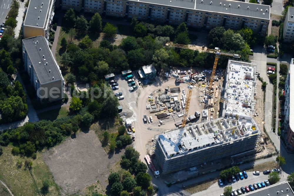 Berlin from the bird's eye view: Construction site to build a new multi-family residential complex Martin-Riesenburger-Strasse in the district Hellersdorf in Berlin, Germany