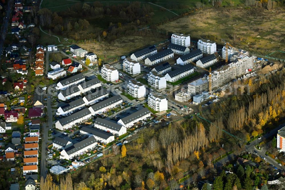 Berlin from the bird's eye view: Construction site to build a new multi-family residential complex MEIN FALKENBERG in the district Falkenberg in Berlin, Germany