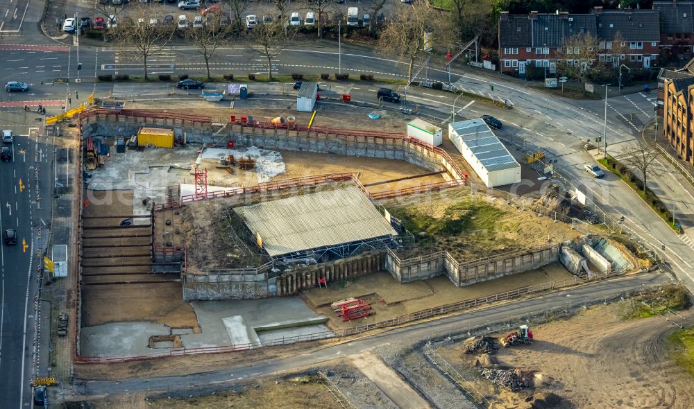 Duisburg from above - Construction site to build a new multi-family residential complex Mercatorviertel along the Oberstrasse - Poststrasse and Gutenbergstrasse in Duisburg at Ruhrgebiet in the state North Rhine-Westphalia, Germany