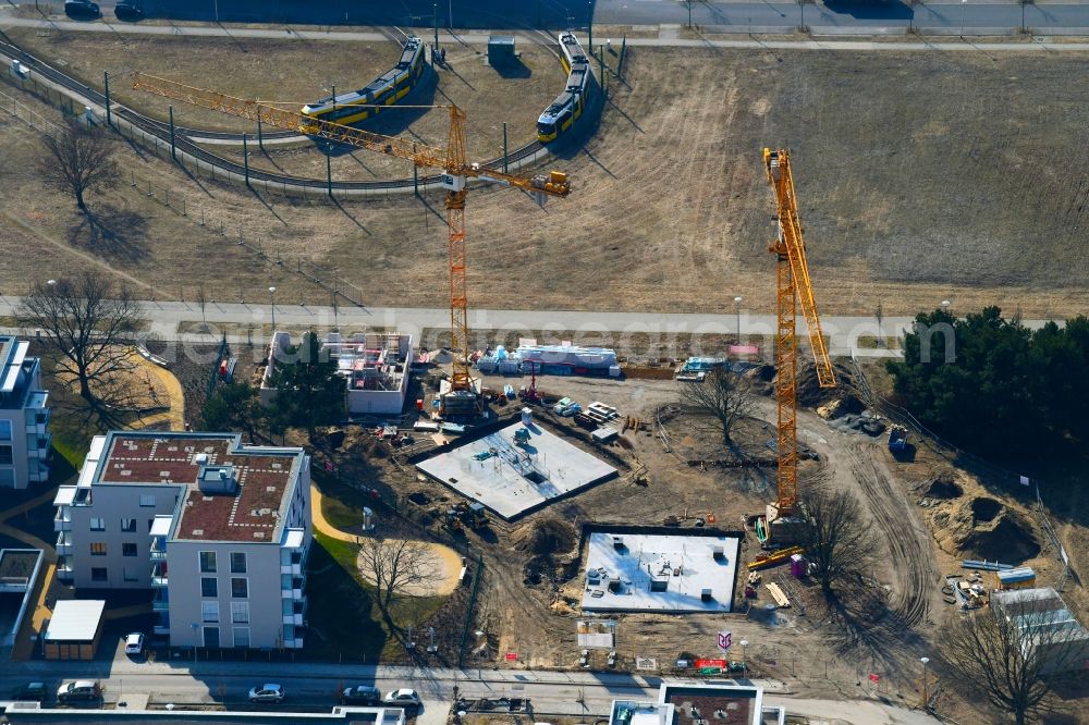 Aerial photograph Berlin - Construction site to build a new multi-family residential complex Newtonstrasse - Alexander-von-Humboldt-Strasse in the district Johannisthal in Berlin, Germany