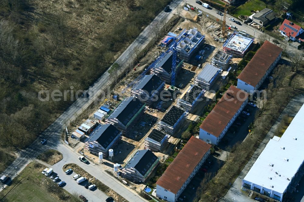 Aerial image Berlin - Construction site to build a new multi-family residential complex Am Niederfeld - Rosenhagener Strasse - Hohenseeweg - Steffenshagener Strasse in the district Kaulsdorf in Berlin, Germany