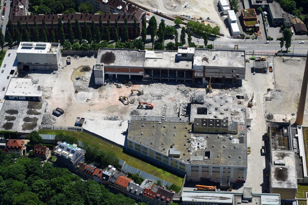 München from the bird's eye view: Construction site to build a new multi-family residential complex Am Nockherberg - Regerstrasse - Poppelstrasse in the district Au-Haidhausen in Munich in the state Bavaria, Germany