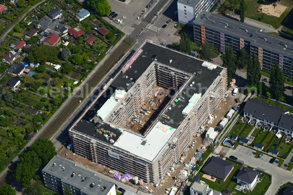 Aerial photograph Berlin - Construction site to build a new multi-family residential complex Wartenberger Strasse - Anna-Ebermonn-Strasse in the district Hohenschoenhausen in Berlin, Germany