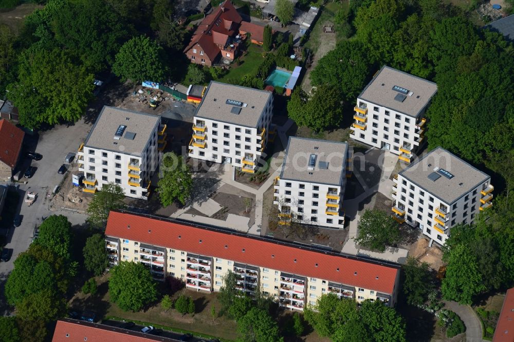 Aerial photograph Potsdam - Construction site to build a new multi-family residential complex on Tiroler Donm in the district Potsdam Sued in Potsdam in the state Brandenburg, Germany