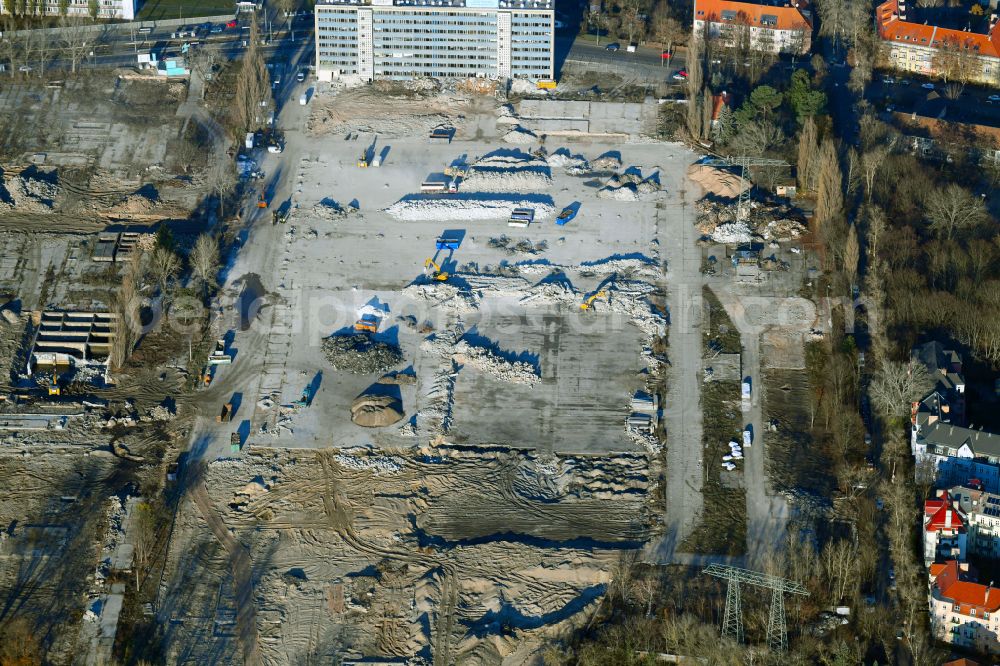 Berlin from above - Construction site to build a new multi-family residential complex Parkstadt Karlshorst between Blockdammweg, Trautenauer Strasse on street Georg-Klingenberg-Strasse in the district Karlshorst in Berlin, Germany