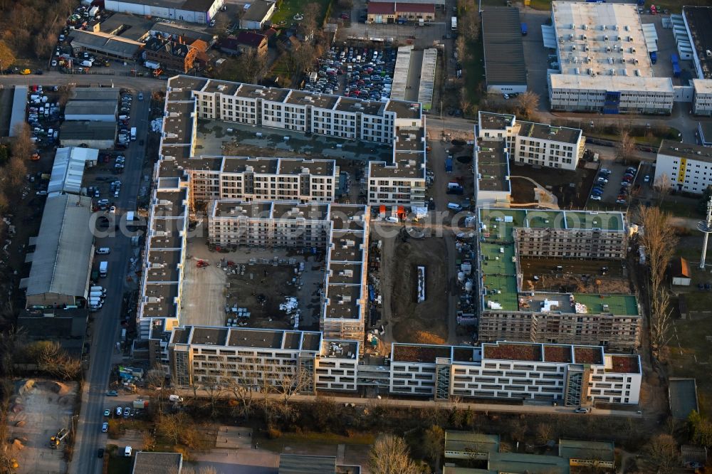 Erfurt from above - Construction site to build a new multi-family residential complex of Projektgesellschaft Erfurt Nr.8 GmbH on Geschwister-Scholl-Strasse - Am Alten Nordhaeuser Bahnhof in the district Kraempfervorstadt in Erfurt in the state Thuringia, Germany