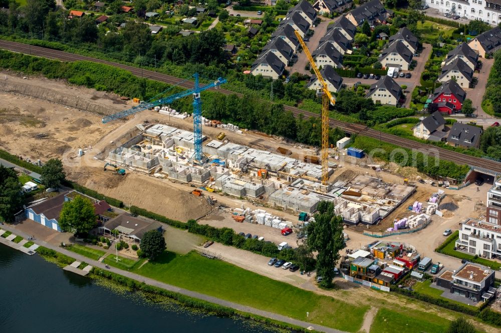 Aerial image Essen - Construction site to build a new multi-family residential complex Promenadenweg on river banks of Ruhr in the district Kettwig in Essen in the state North Rhine-Westphalia