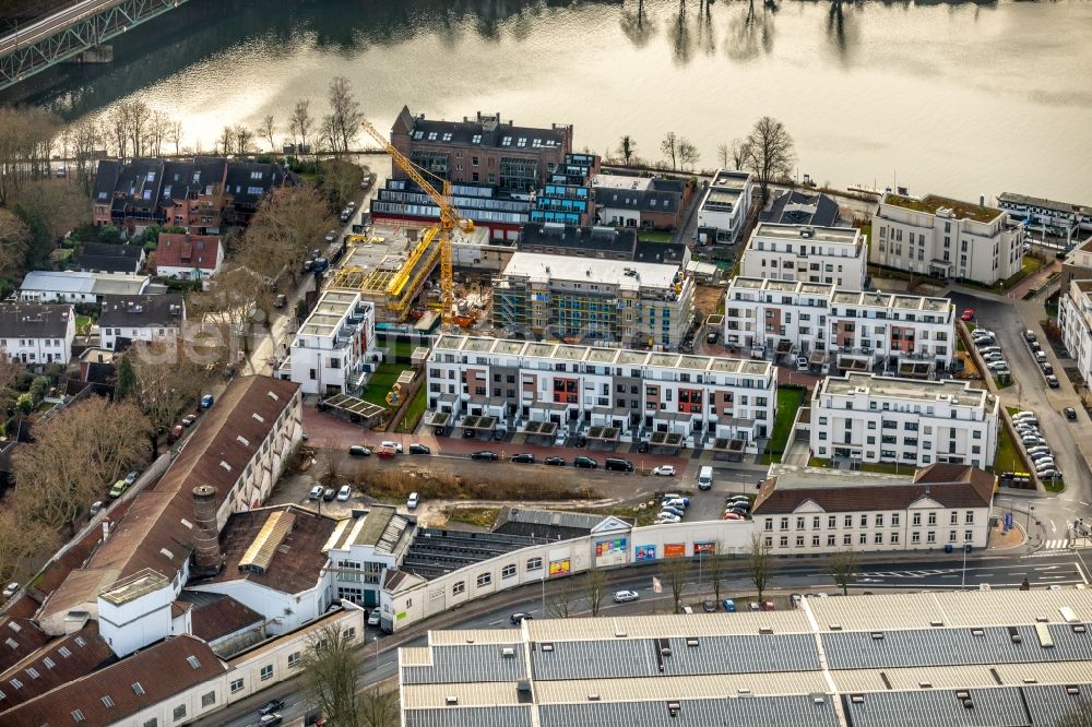 Aerial image Essen - Construction site to build a new multi-family residential complex Promenadenweg on river banks of Ruhr in the district Kettwig in Essen in the state North Rhine-Westphalia