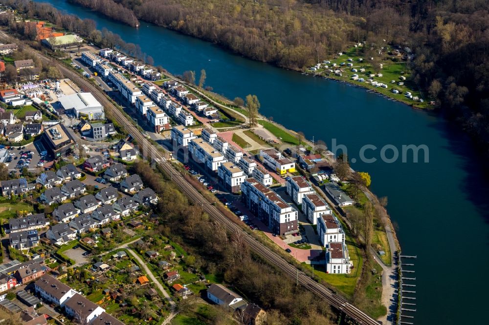 Essen from the bird's eye view: Construction site to build a new multi-family residential complex Promenadenweg on river banks of Ruhr in the district Kettwig in Essen in the state North Rhine-Westphalia