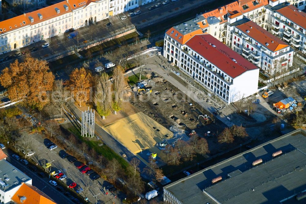 Potsdam from the bird's eye view: Construction site to build a new multi-family residential complex Quartier Neuer Markt - Plantage in the district Noerdliche Innenstadt in Potsdam in the state Brandenburg, Germany