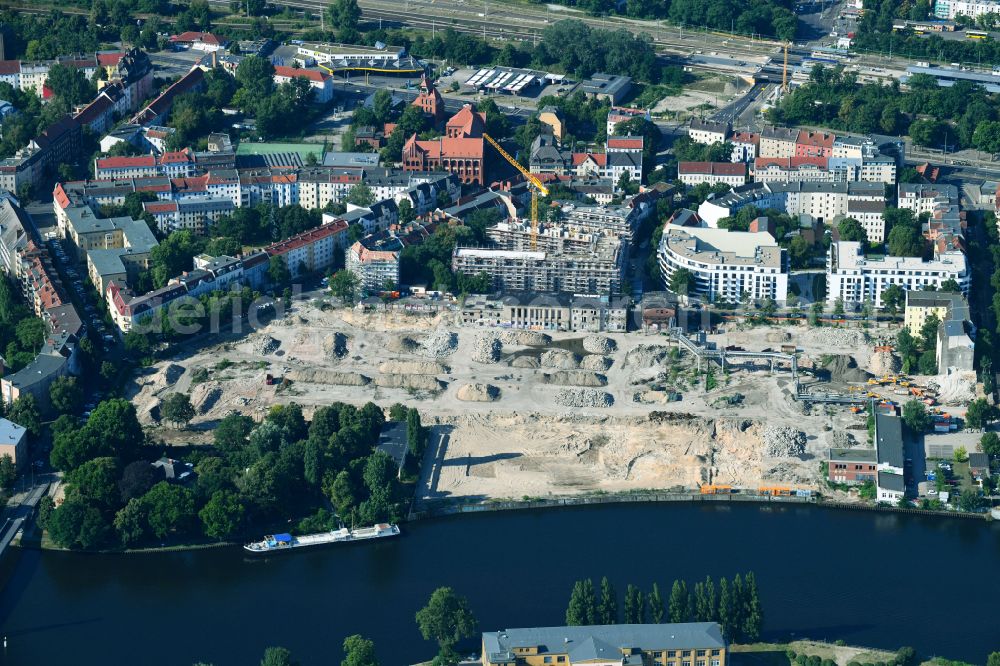 Berlin from above - Construction site to build a new multi-family residential complex Fliessstrasse - Hasselwerder Strasse on river Spree in the district Schoeneweide in Berlin, Germany