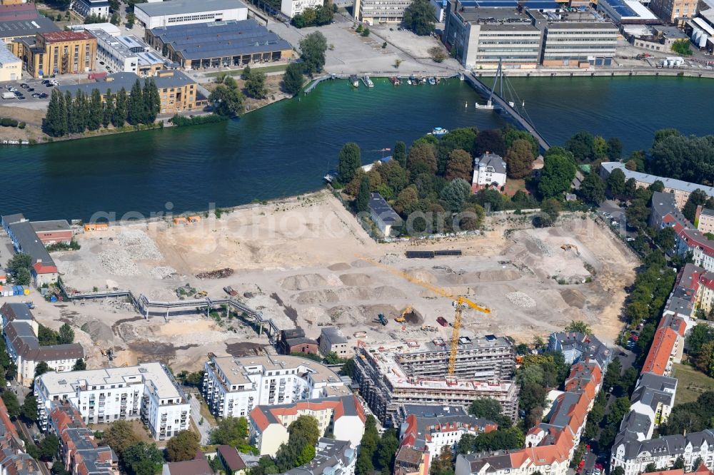 Berlin from above - Construction site to build a new multi-family residential complex Fliessstrasse - Hasselwerder Strasse on river Spree in the district Schoeneweide in Berlin, Germany