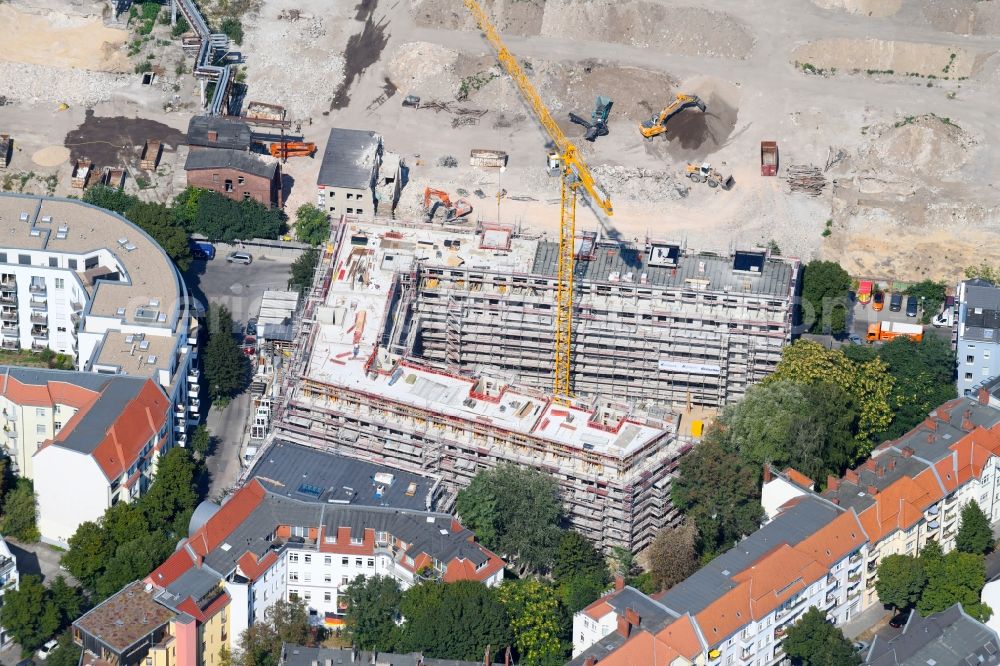 Aerial photograph Berlin - Construction site to build a new multi-family residential complex Fliessstrasse - Hasselwerder Strasse on river Spree in the district Schoeneweide in Berlin, Germany