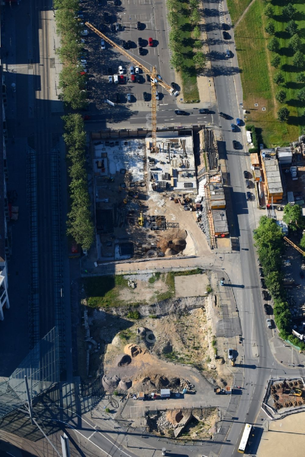 Dresden from above - Construction site to build a new multi-family residential complex Residenz on Postplatz of Consus Real Estate AG (ehemals CG Gruppe AG) on Annenstrasse in the district Altstadt in Dresden in the state Saxony, Germany