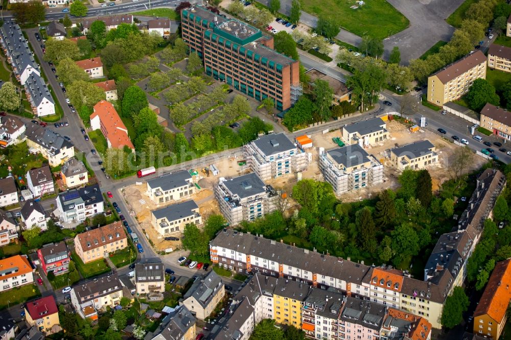 Aerial image Hagen - Construction site of a new multi-family residential estate opposite Hildegardis School in the Ischeland part of Hagen in the state of North Rhine-Westphalia