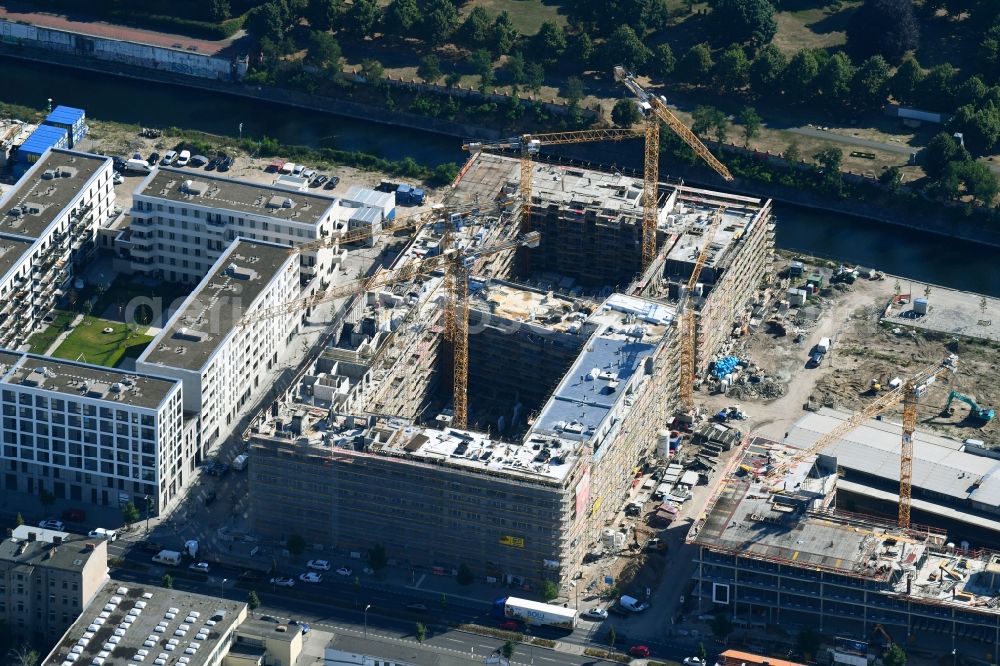 Aerial image Berlin - Construction site to build a new multi-family residential complex of Richard Ditting GmbH & Co. KG on Heidestrasse in Berlin, Germany