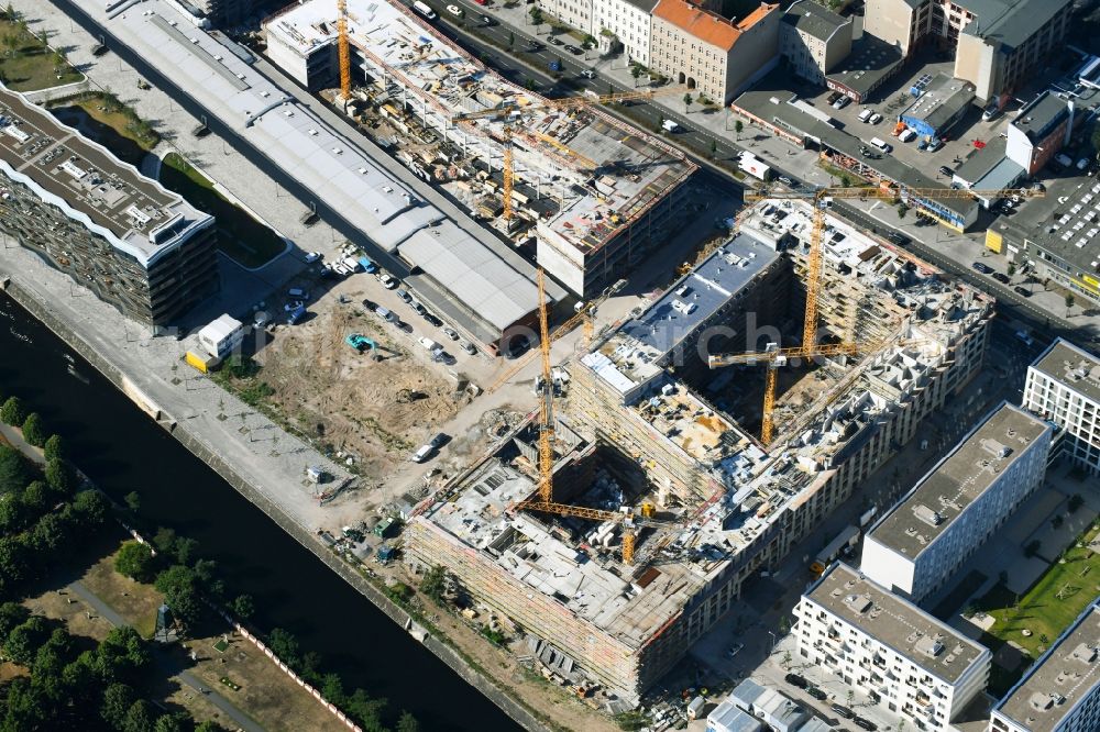 Aerial image Berlin - Construction site to build a new multi-family residential complex of Richard Ditting GmbH & Co. KG on Heidestrasse in Berlin, Germany